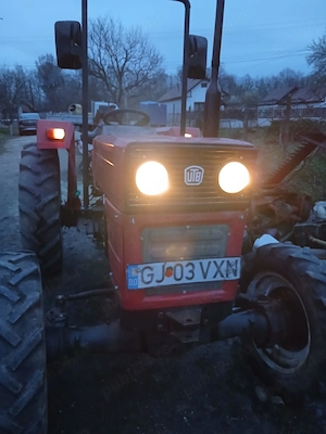 Vand tractor UTB 445 DTC