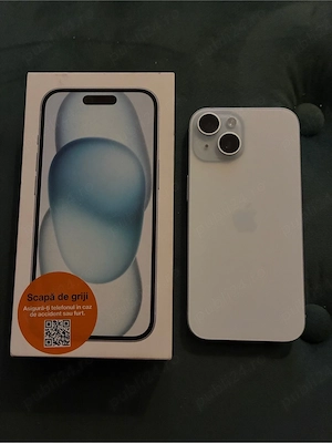 Vand schimb Iphone 15 White,256 gb,full box ,sanatate baterie 100%,acte.