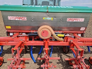 Prasitoare Maschio Gaspardo hs 8 randuri cu fertilizare