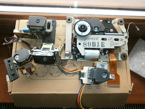 new !!!, lot blocuri optice cd sau dvd - imagine 1