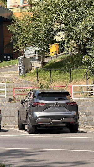 Nissan Qashqai 1.3 l 156CP Tekna - imagine 6