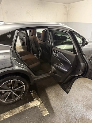 Nissan Qashqai 1.3 l 156CP Tekna - imagine 10