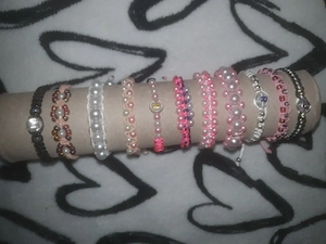 brățări lucrate manual