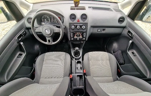 VW Caddy maxi 1.6TDI 105CP dotat  - imagine 6