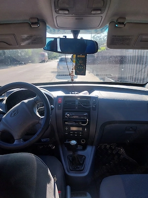 vand hyundai tucson  - imagine 2