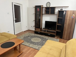 garsoniera titan auchan - imagine 3