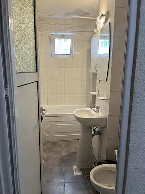 garsoniera titan auchan - imagine 8