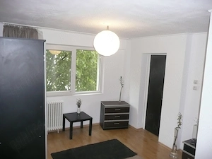 garsoniera doamna ghica - imagine 3