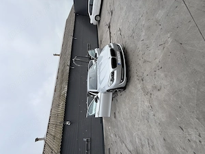 Vând BMW F10 520D Automat  - imagine 2