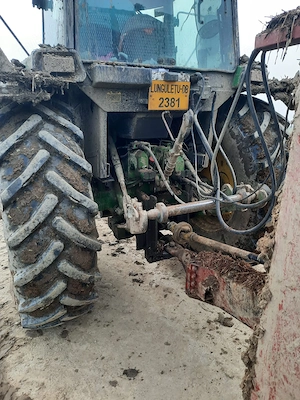 Vând john deere 4240 - imagine 3