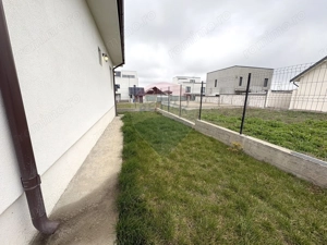 Casă cu 3 camere  Valu lui Traian - imagine 15
