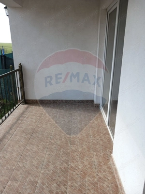 Casă cu 3 camere  Valu lui Traian - imagine 11