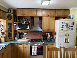 Apartament cu 3 camere de vânzare în Centrul orașului Câmpulung - imagine 8