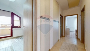 Apartament cu 2 camere de închiriat în zona Tractorul - imagine 18