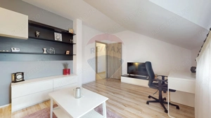 Apartament cu 2 camere de închiriat în zona Tractorul