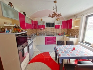 Vilă cu 6 camere de vânzare, strada Făget. - imagine 7