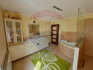 Vilă cu 6 camere de vânzare, strada Făget. - imagine 14