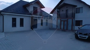 Casă / Vilă cu 7 camere de vânzare - imagine 17