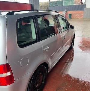Vând vw touran . - imagine 4