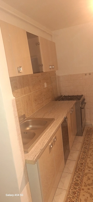 Închiriez apartament 2 camere - imagine 5