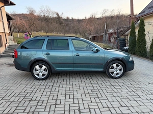 Skoda Octavia Scout 4x4 Xenon Carlig Climatronic 2.0 Diesel - imagine 7