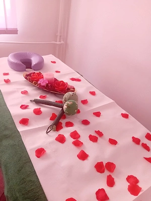 Pasionala.. ofer discretie si distractie