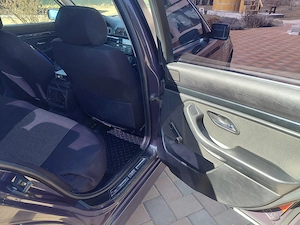 BMW 520i pentru colectionari - imagine 8