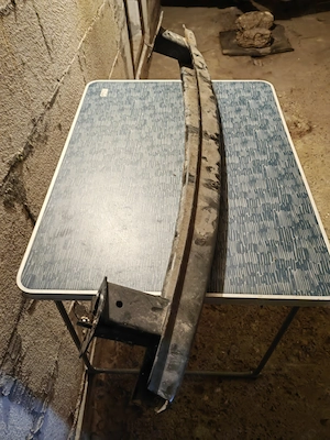 bara spate Vw touran 2012