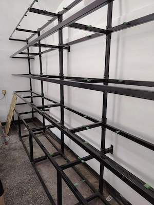 Rafturi metalice de vânzare