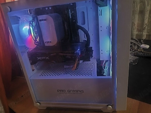 vând pc gaming 