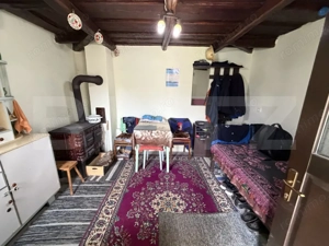 Casă cu 3 camere în suprafață de 80 mp și un teren de 2000 mp - imagine 3