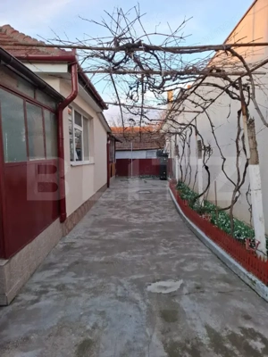 Vand casa in Oradea, intr-o zona linistita, aproape de parc