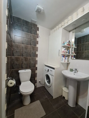 Garsoniera zona Piata Resita - imagine 3