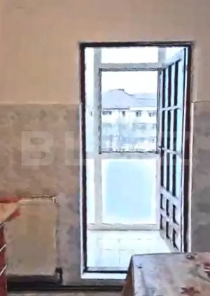 Apartament 2 camere decomandat cu balcon – zonă centrală liniștită Găești - imagine 5