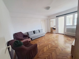 De închiriat apartament cu 2 camere pe strada Horea - imagine 2