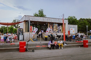 Lucrator comercial -pallina gelateria insula