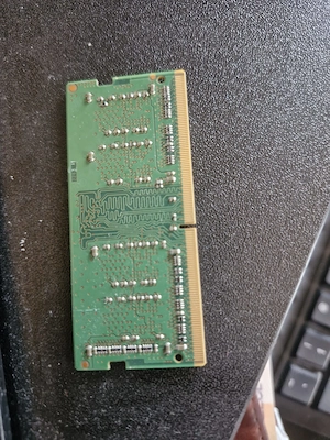 Vand 4GB RAM laptop - imagine 2