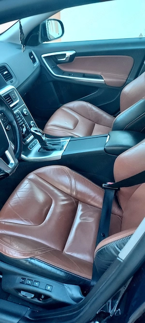 volvo v 60 2.4hybrid - imagine 5