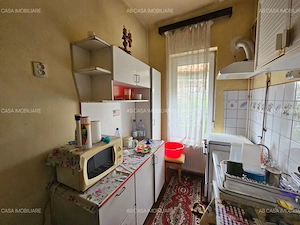 Apartament în casă cu 2 apartamente, curte comună și grădină, Calea Bogdăneștilor, comision 0% - imagine 7