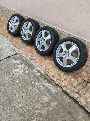 Jante aliaj+anvelope 215-50 pe 17 pt gama FORD, VOLVO