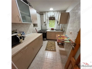 Apartament 4 camere, etaj 1, zona Sud - Paco, 61mp, CT, izolat, Pvc - imagine 2