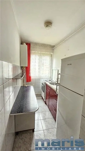 Apartament 2 camere Dambu Pietros etaj 2 din 4 - imagine 3