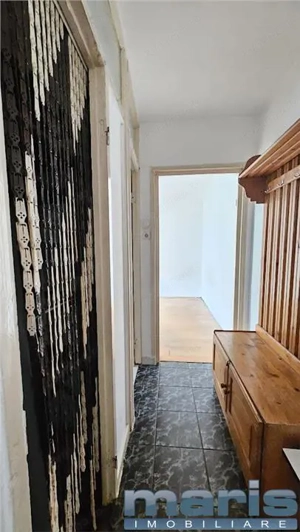 Apartament 2 camere Dambu Pietros etaj 2 din 4 - imagine 5