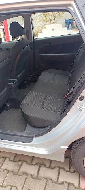 Hyundai i30 CDI - imagine 2