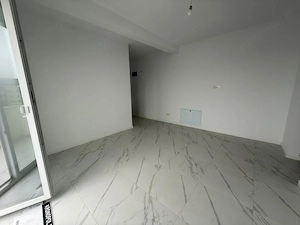 Bloc nou. Etaj intermediar. Braytim. Bucatarie inchisa - imagine 3