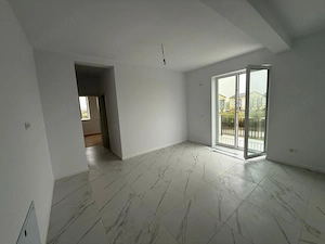 Bloc nou. Etaj intermediar. Braytim. Bucatarie inchisa
