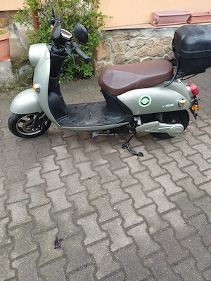 Vand scuter electric Volta VS2, 2000 w, an fabricatie 2024. In garantie. - imagine 5