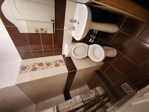 Inchiriez garsoniera central - imagine 3