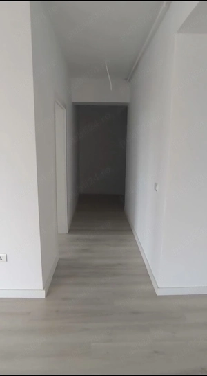 Se vinde Urgent apartament 2 camere - imagine 3