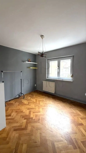 SAGULUI - BLOC IZOLAT - 3 CAMERE - 2 BAI - 2 BALCOANE - CENTRALA PROPRIE - DECOMANDAT - imagine 4